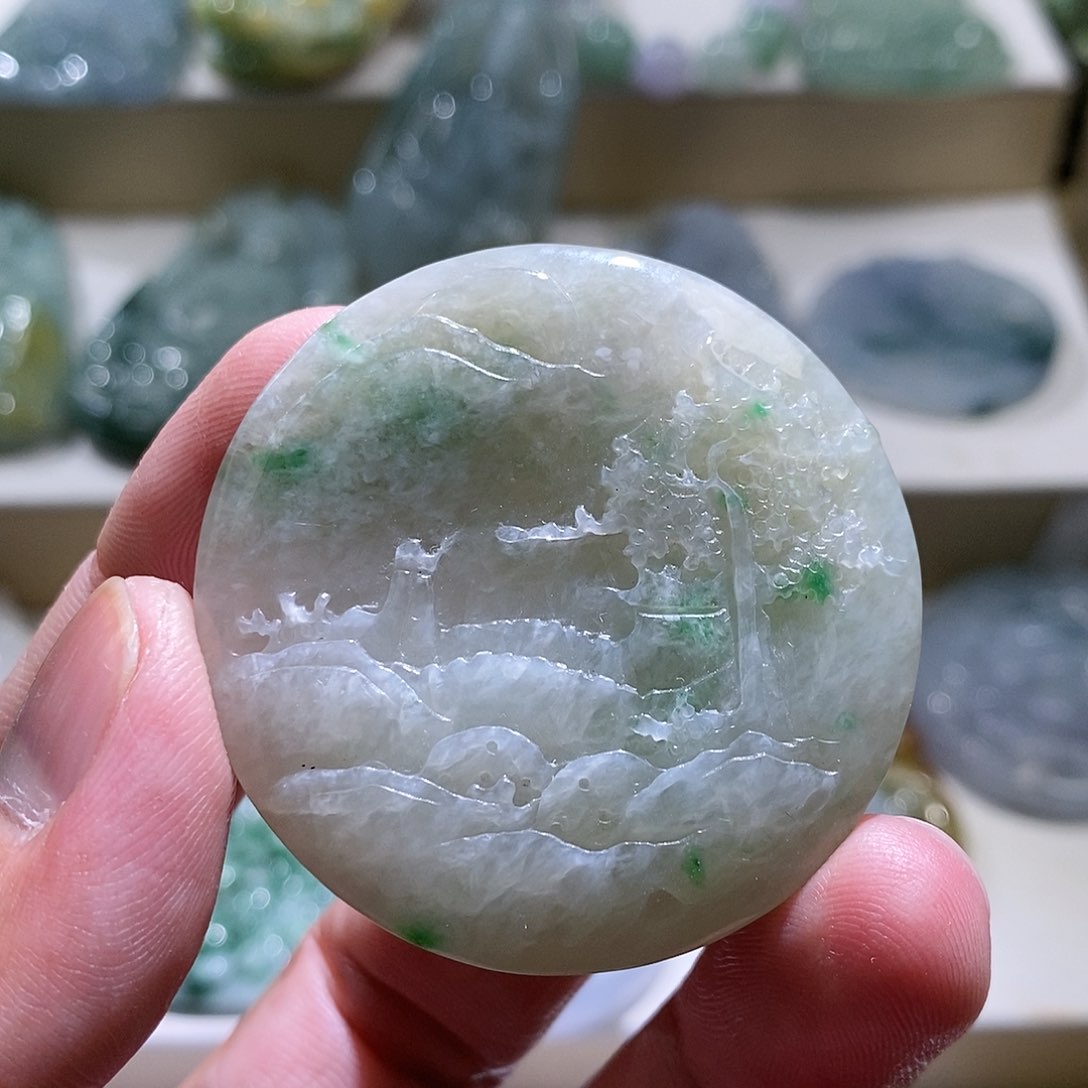 【闪购商品】翡翠颈饰未镶嵌11111111111