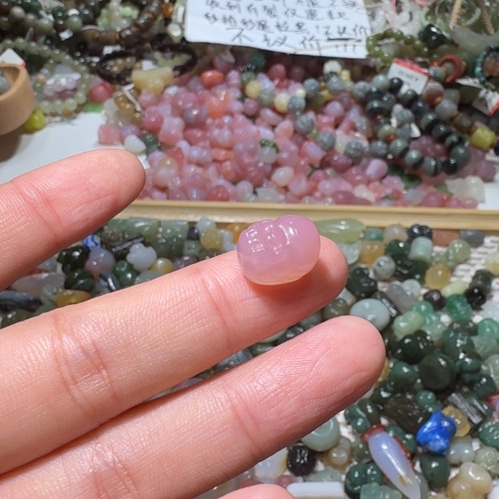 和田玉未镶嵌珠宝半成品