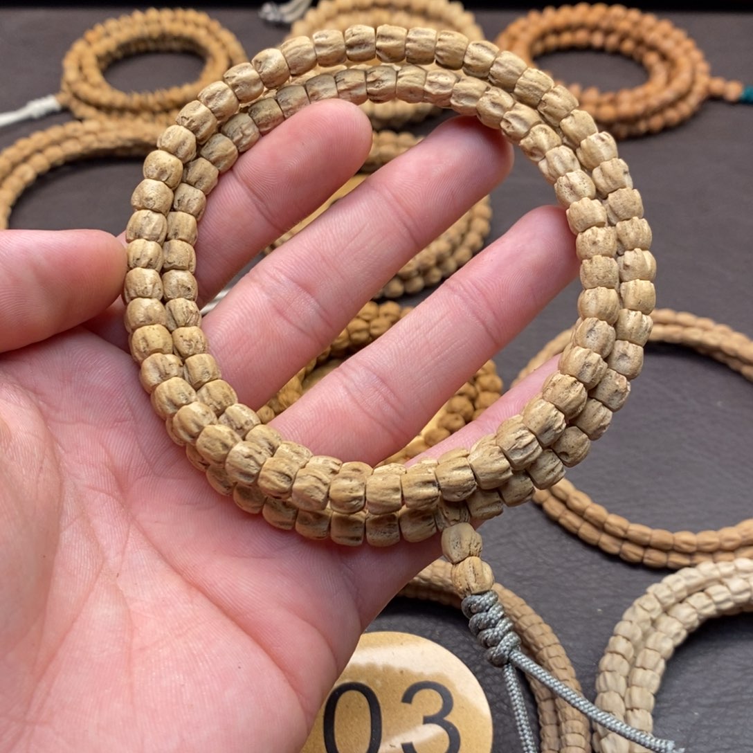 柏香籽/百香籽吊坠秋****期