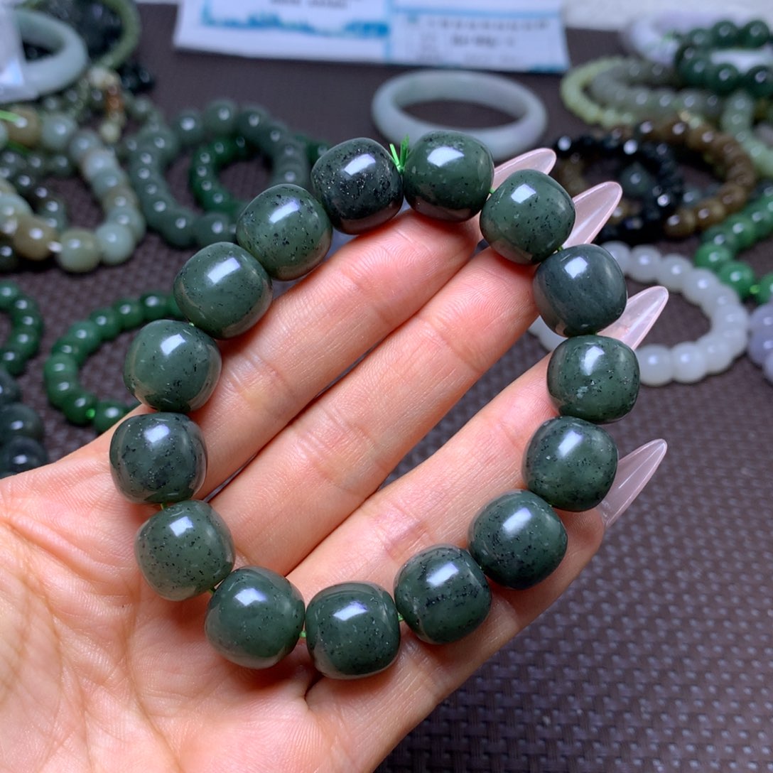 未镶嵌手串和田玉卡14