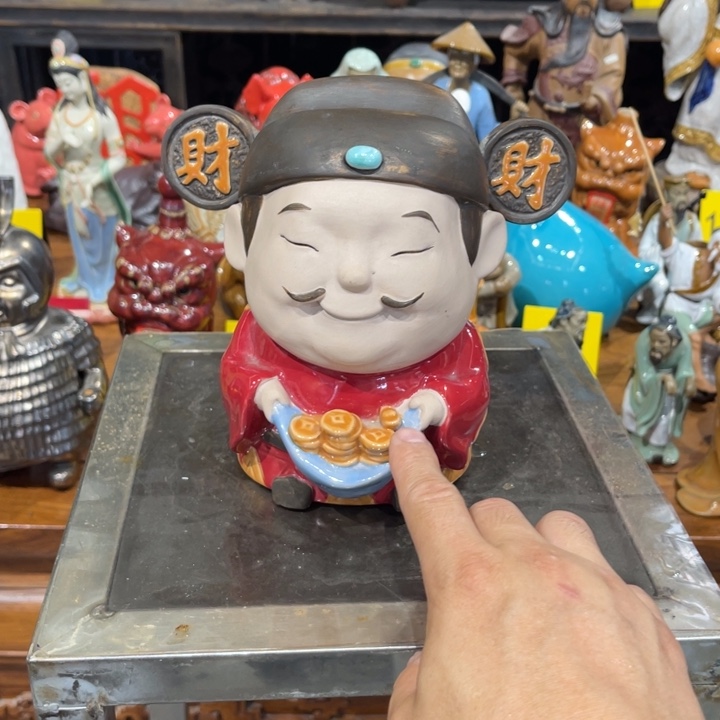 石湾公衬托盆景漂亮