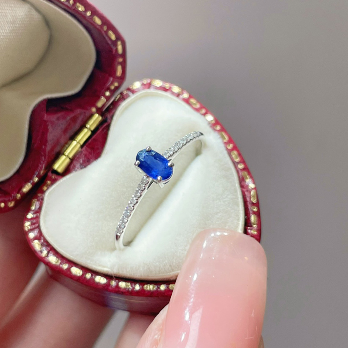蓝宝石戒指满钻细致女戒s925戒指ins皇家蓝椭圆指环排戒小众时尚
