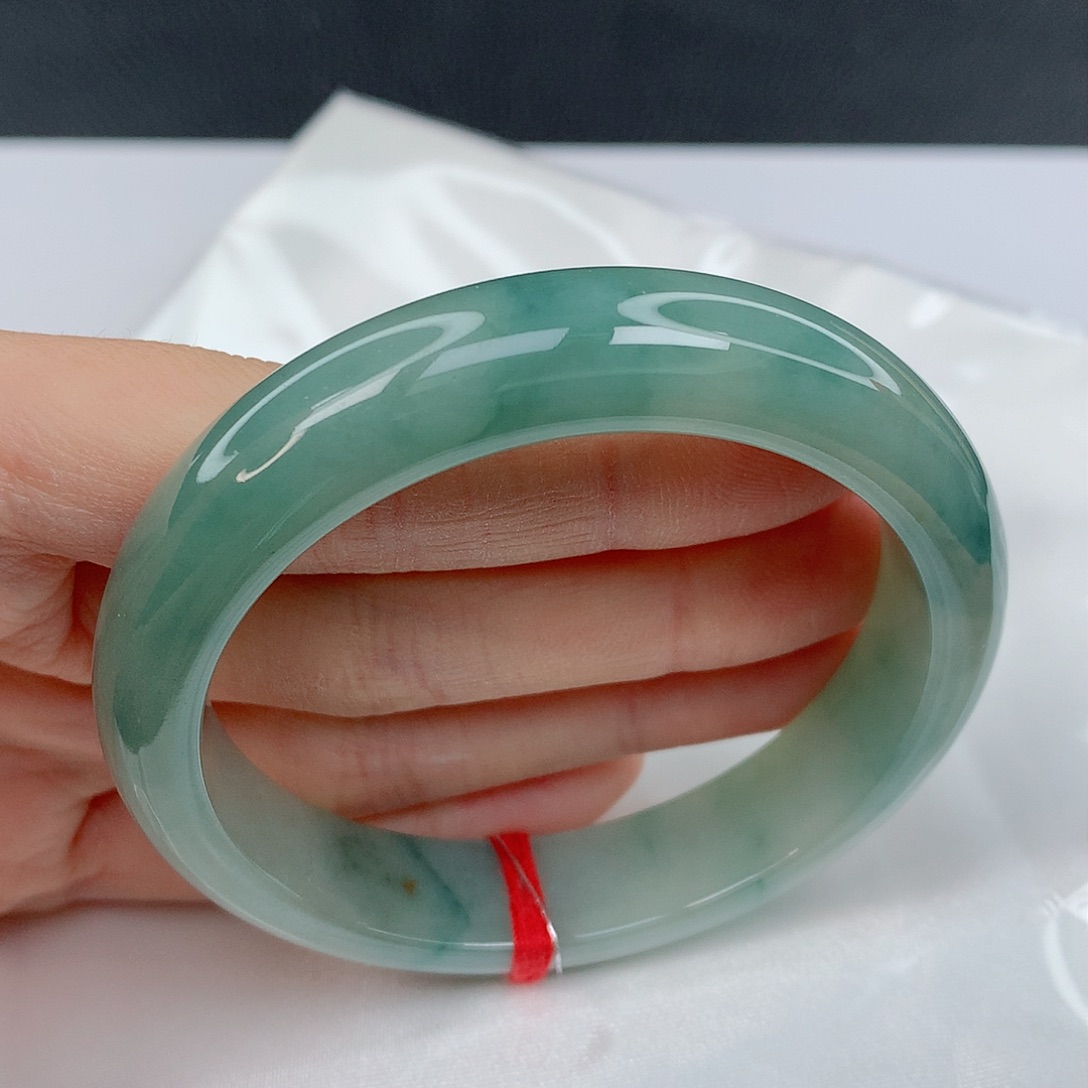 翡翠手镯未镶嵌56.3正圈