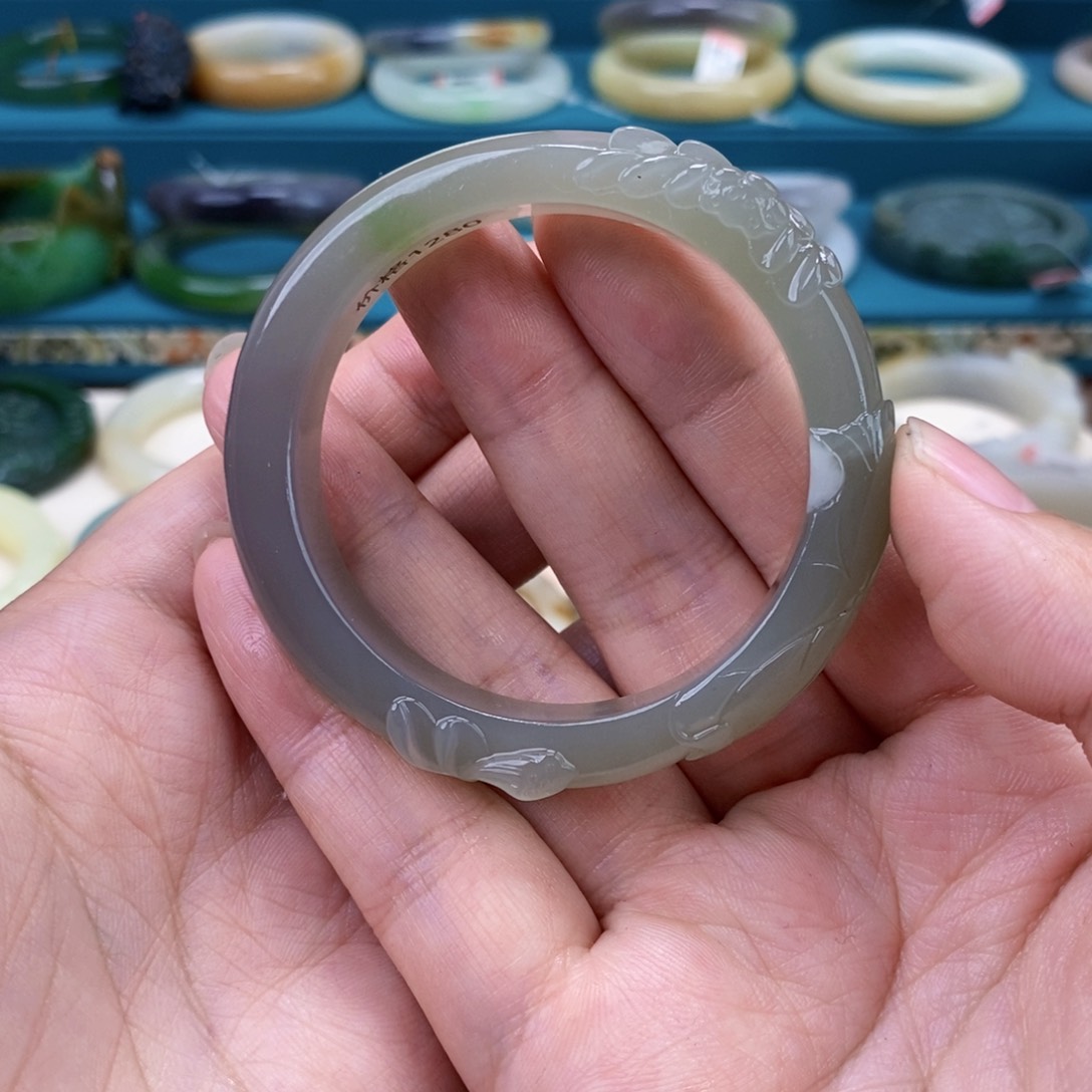 和田玉手镯50.5未镶嵌