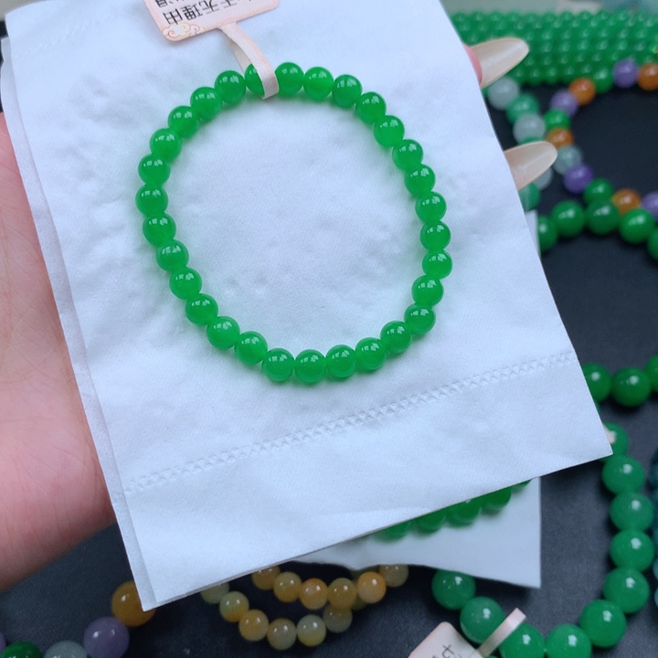 乌***腔缅料卡6正阳绿手串（多样性发其一）