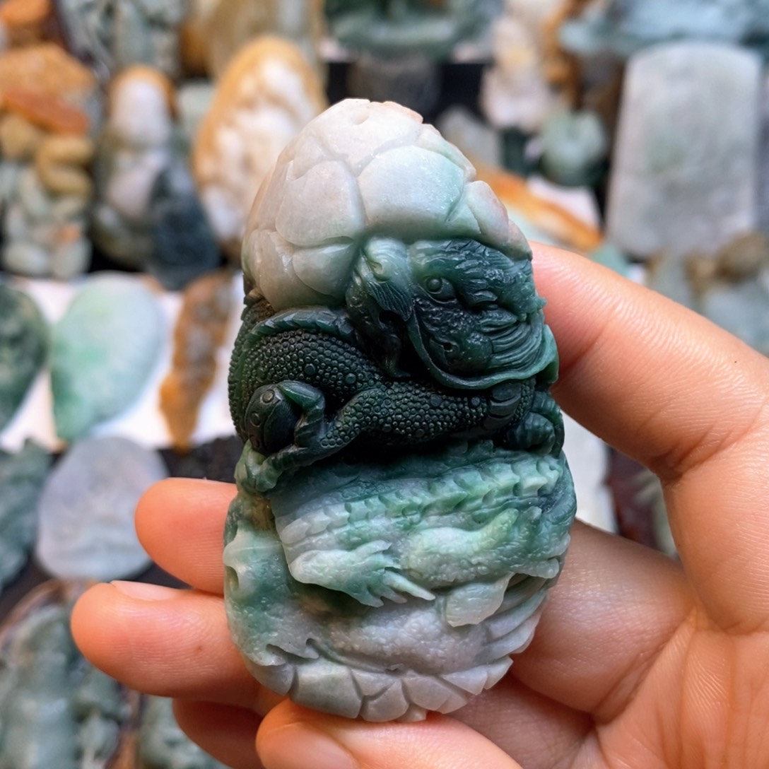 定制翡翠未镶嵌特色76