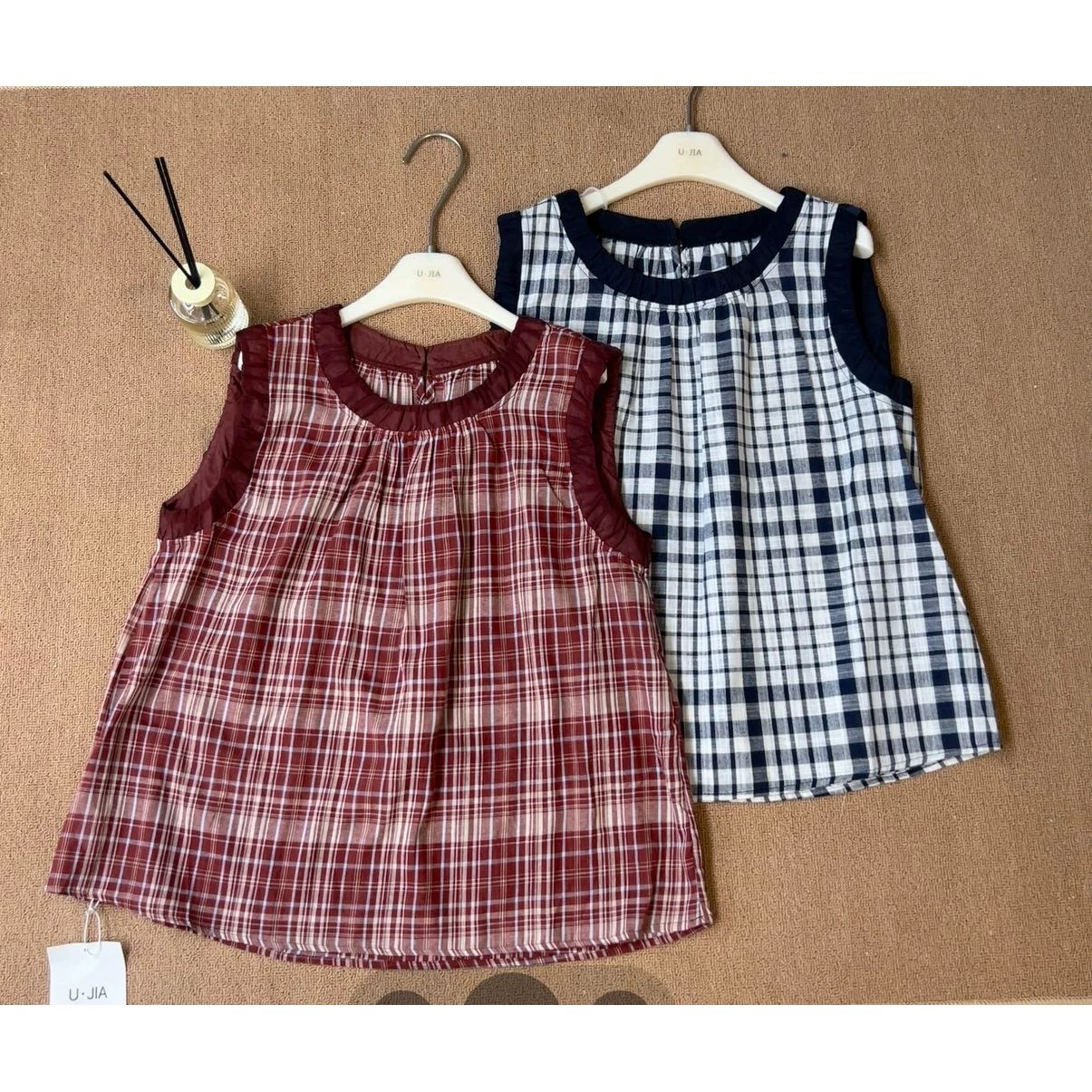 6507#简约休闲圆领宽松格纹百搭小衫