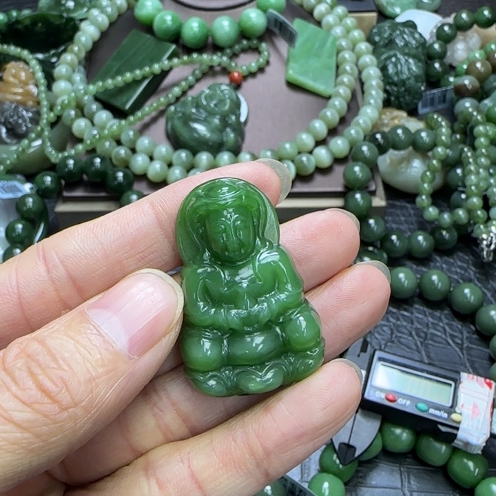 和田玉吊坠未镶嵌