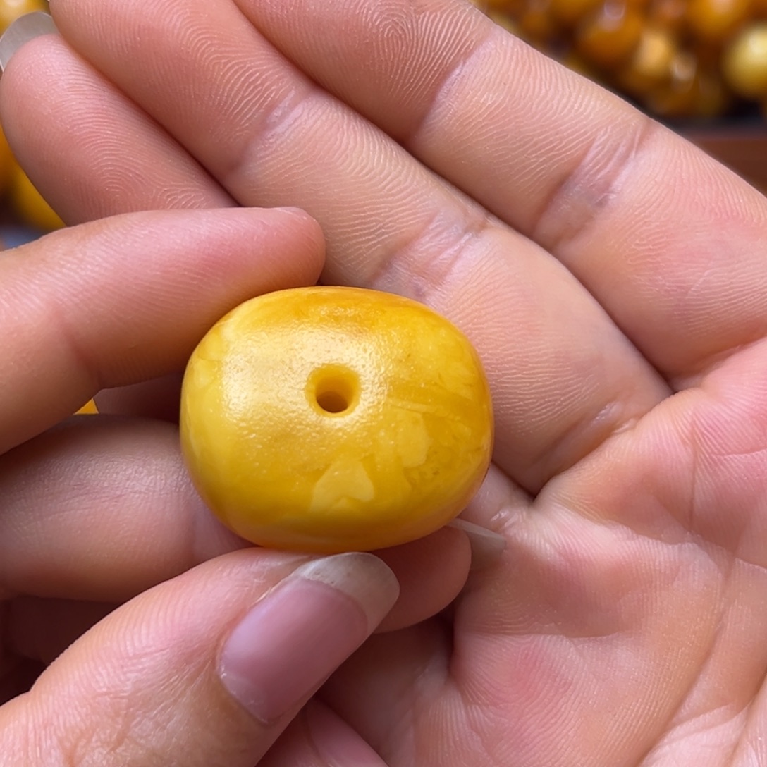 琥珀未镶嵌吊坠(不含链)