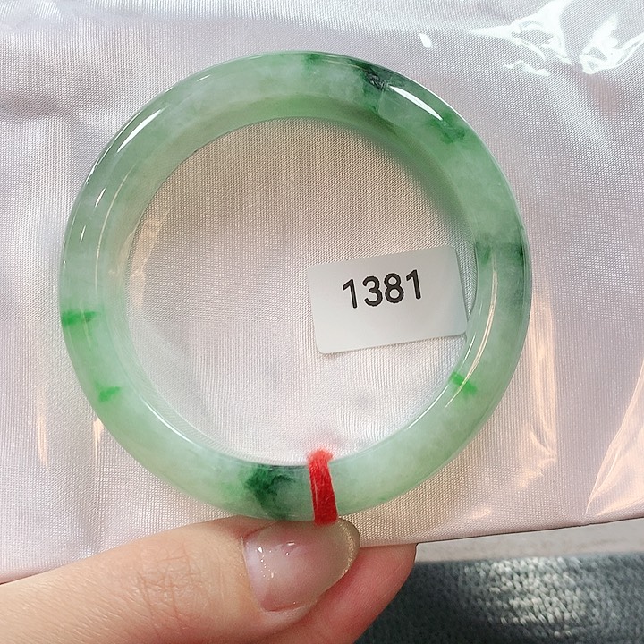 翡翠手镯未镶嵌天然翡翠手镯57