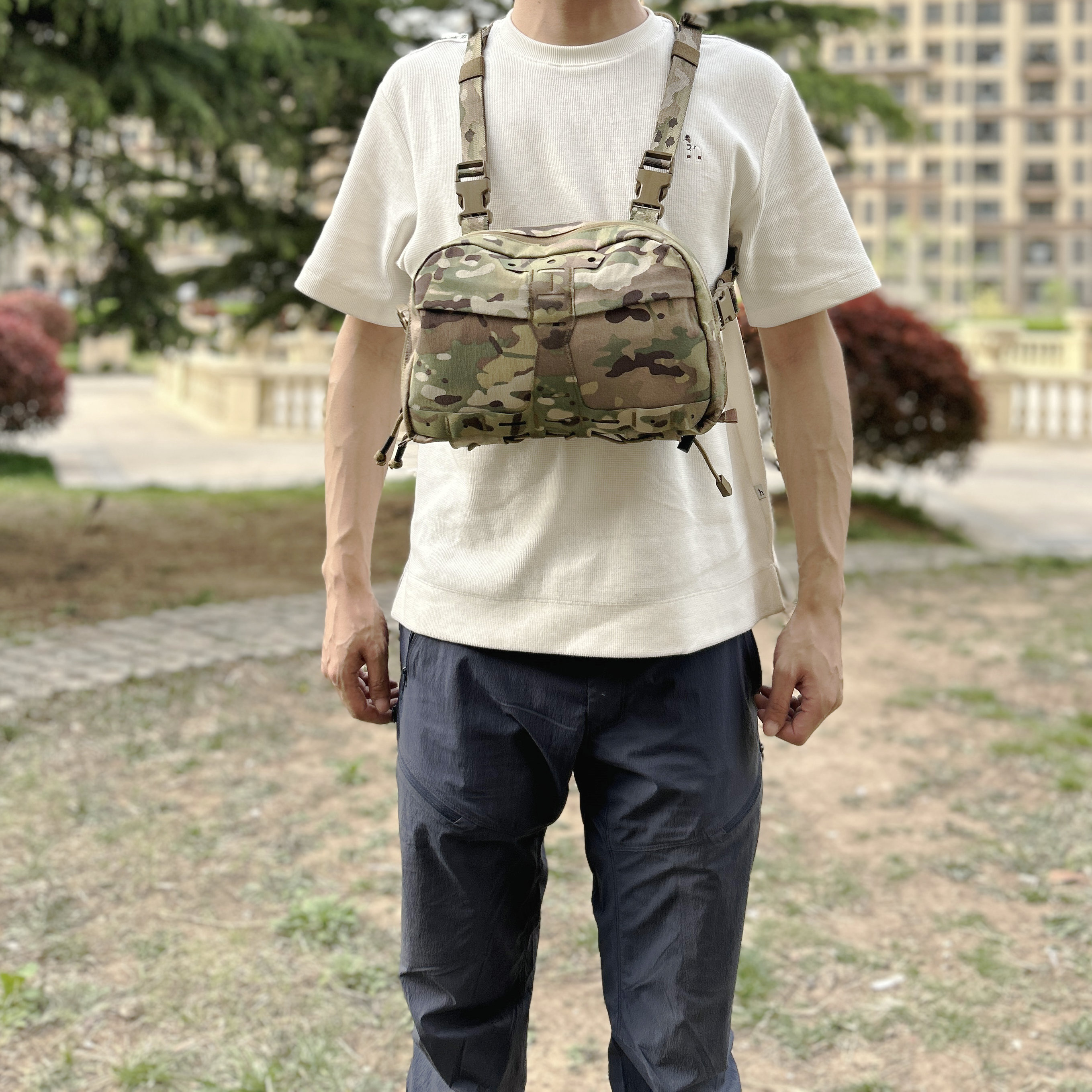 食以兽胸包多用途胸挂骑行挎包8升