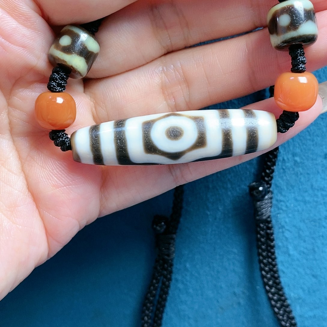 玛瑙/玉髓颈饰合金