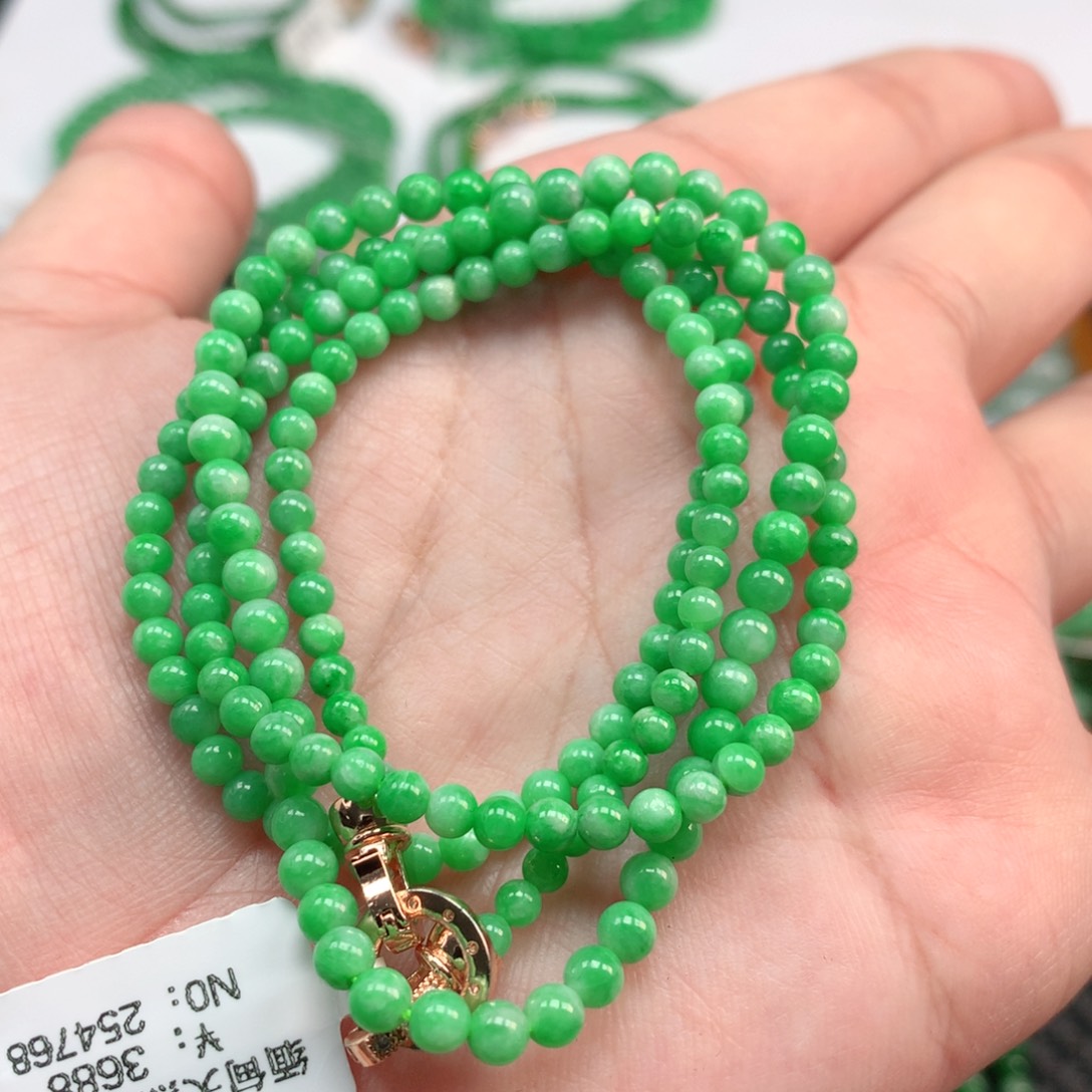 翡翠手链未镶嵌翡翠