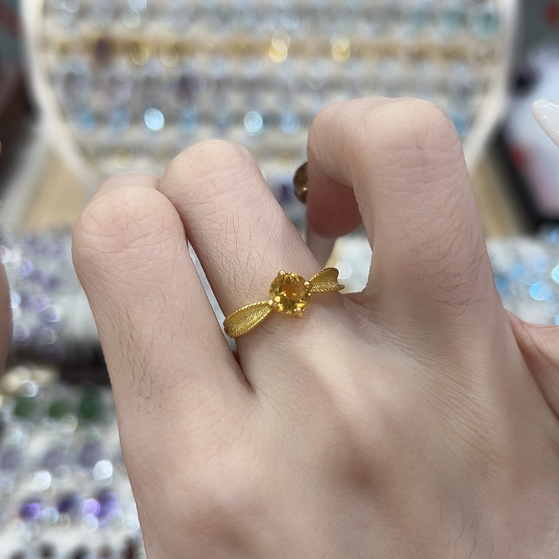 奔***我黄晶戒指银S925镶嵌