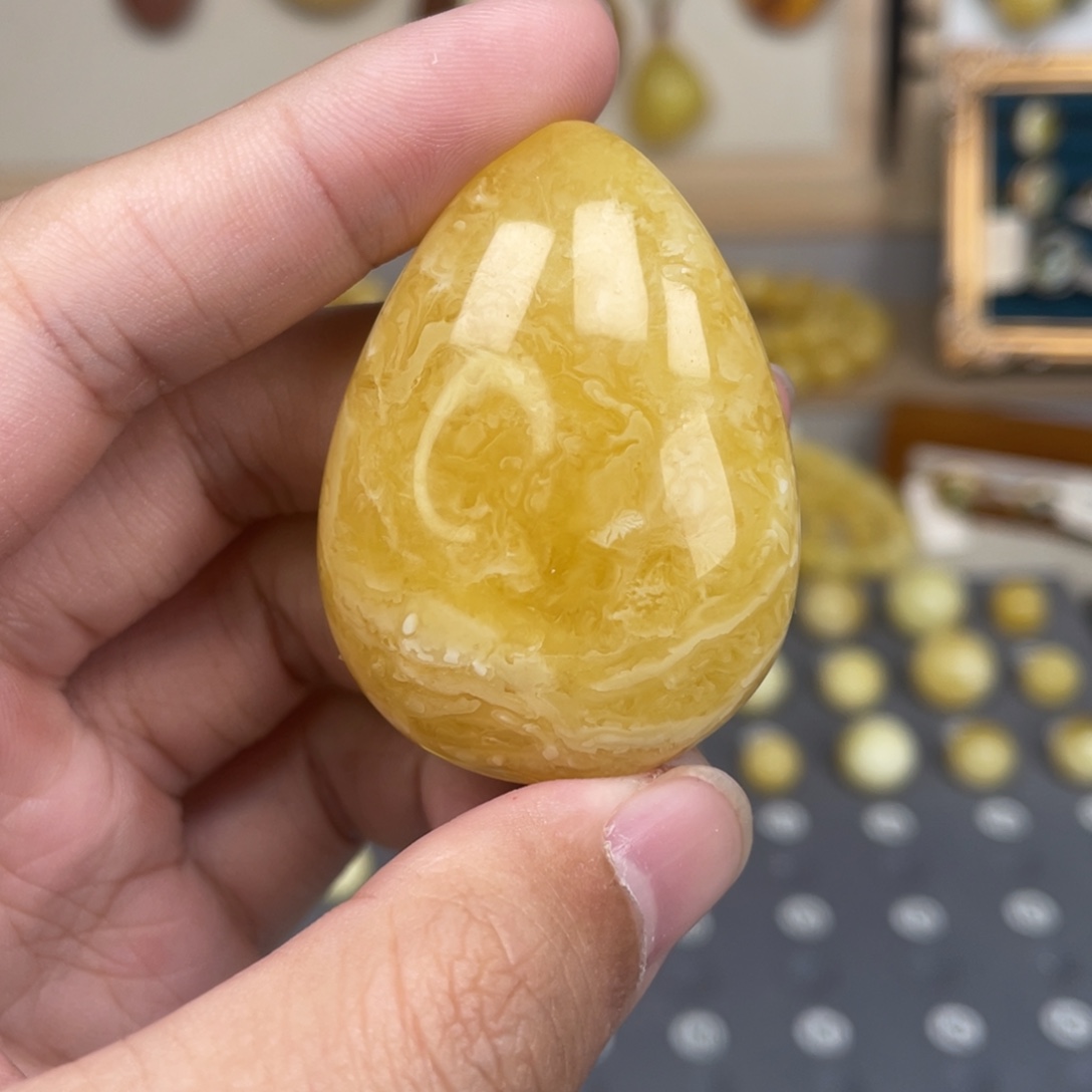 琥珀未镶嵌裸石130号