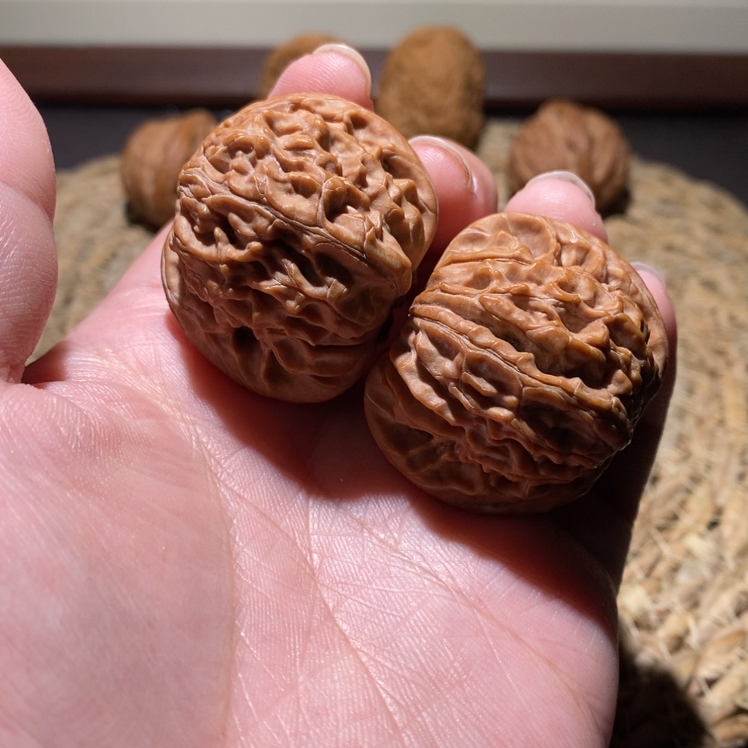 好***聊吊坠桃核38磨盘山地