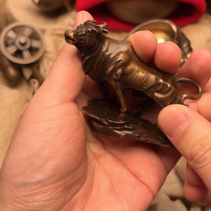 文玩铜器做工精良