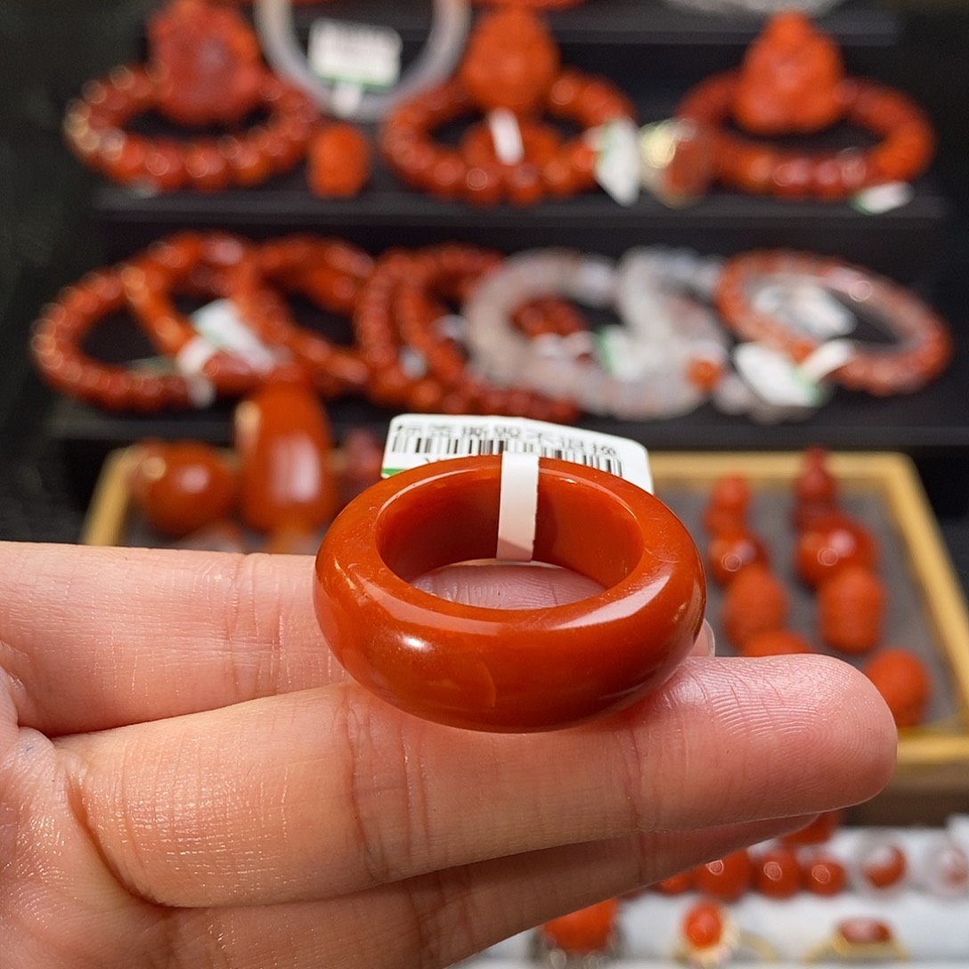 南红玛瑙未镶嵌四川凉山指环
