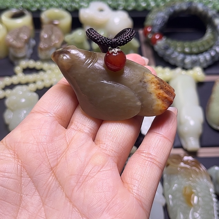 未镶嵌和田玉挂件