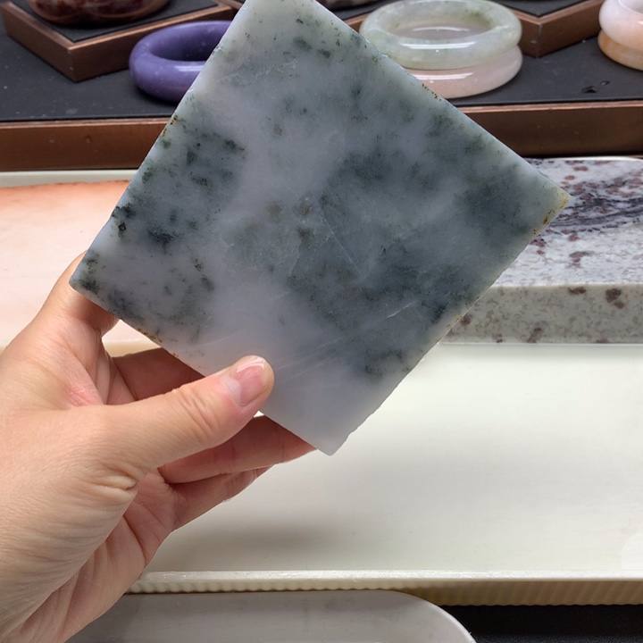 石英岩玉未镶嵌手镯