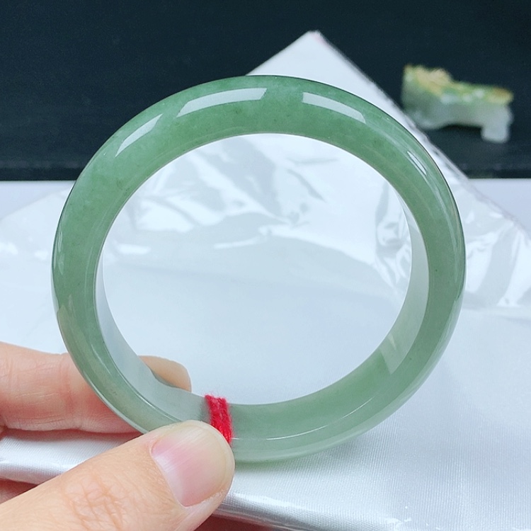 【闪购商品】翡翠手镯未镶嵌天然翡翠手镯
