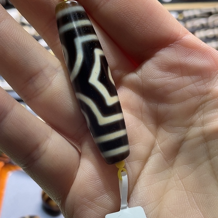 玛瑙/玉髓颈饰未镶嵌小*霸