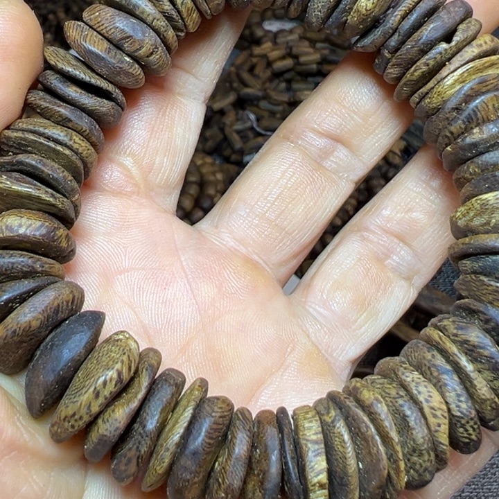 沉香碎屑沉香沉浮乌身1.5树丁24克