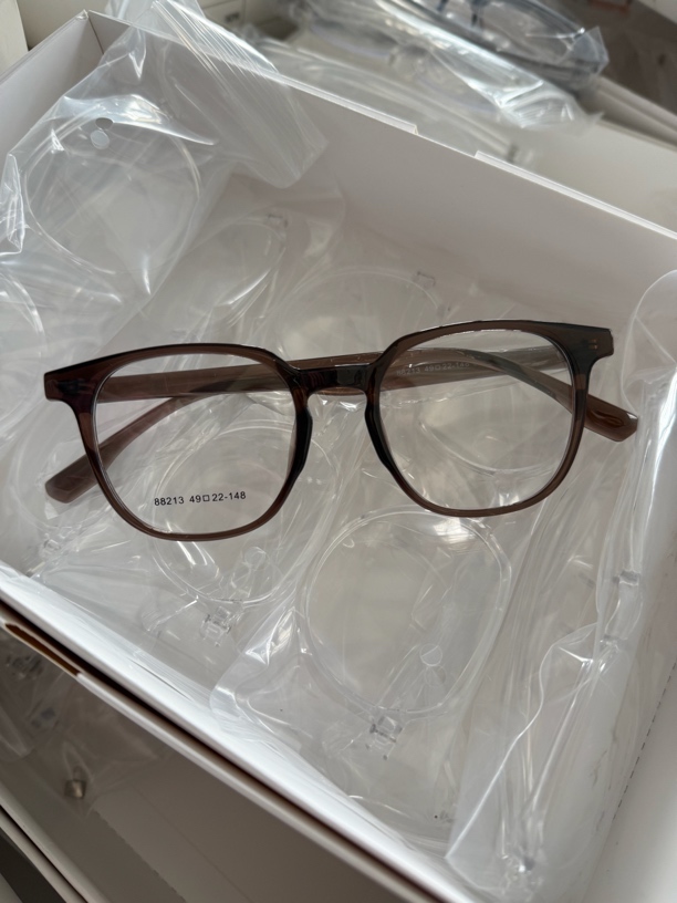 网红款镜架清仓 