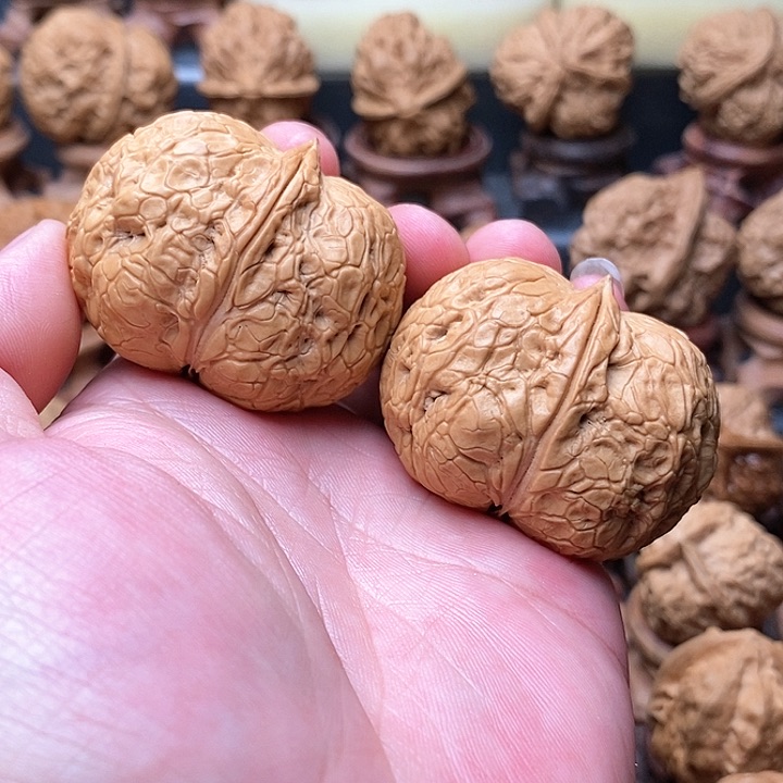 桃核把件粗筋元宝……45尺