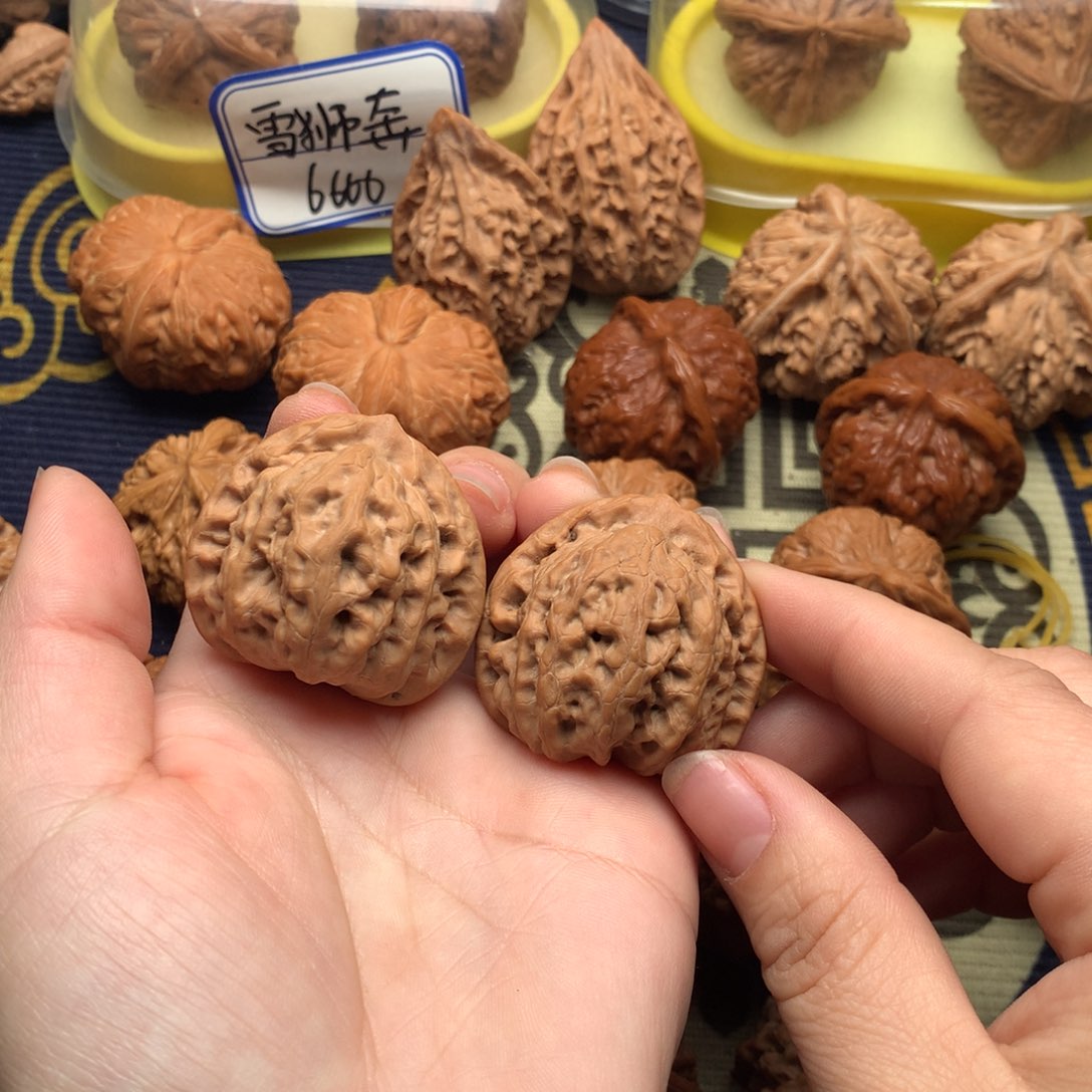 文玩核桃吊坠佛肚38