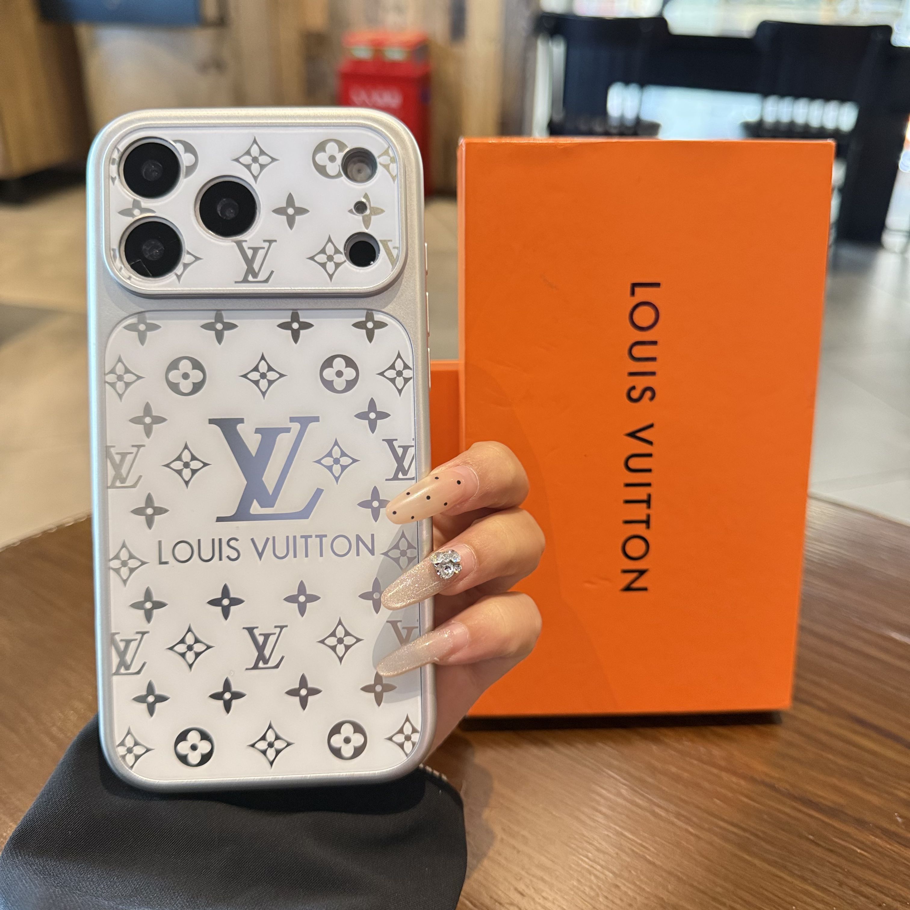 一体ai按键软边iPhone17promax手机壳磨砂适用苹果16老花15全包14