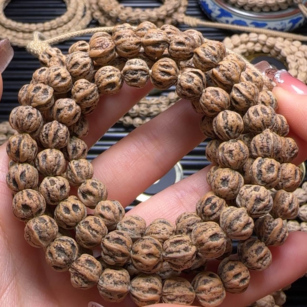 【闪购商品】柏香籽/百香籽吊坠风**雕