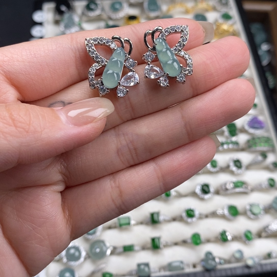 未镶嵌挂件翡翠翡翠