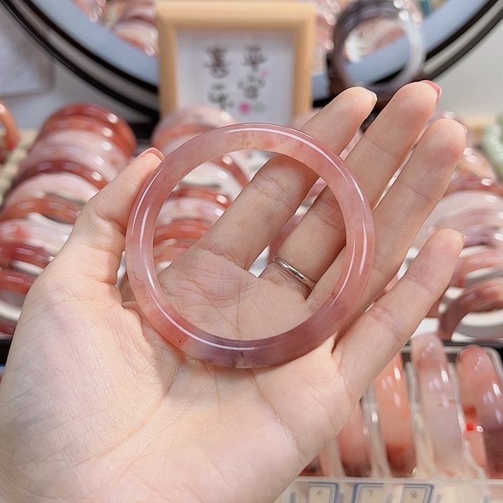 石英质玉手镯未镶嵌柠****⁹