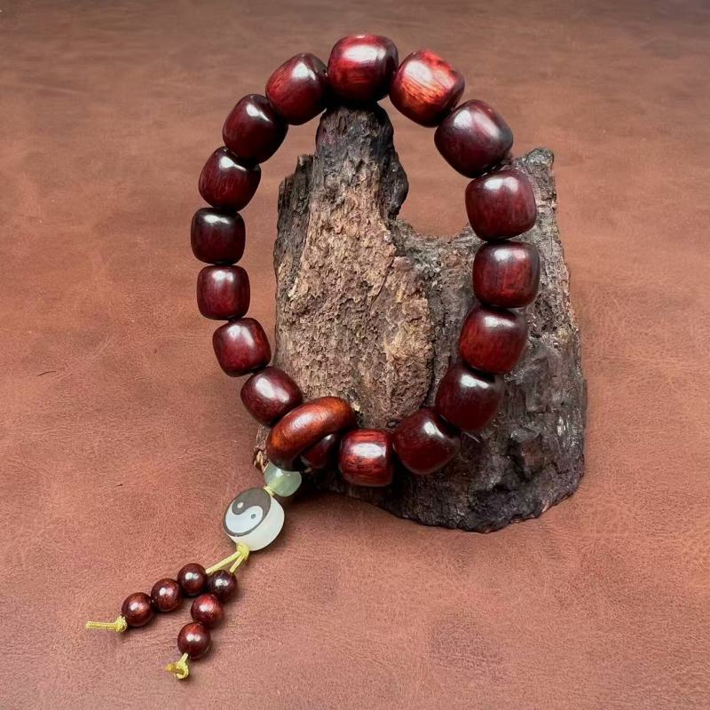 血檀单圈吊坠  （无礼盒）  LQ828