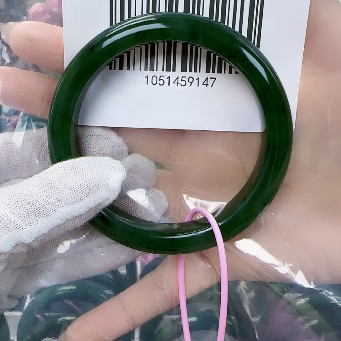 和田玉（碧玉）手镯未镶嵌63