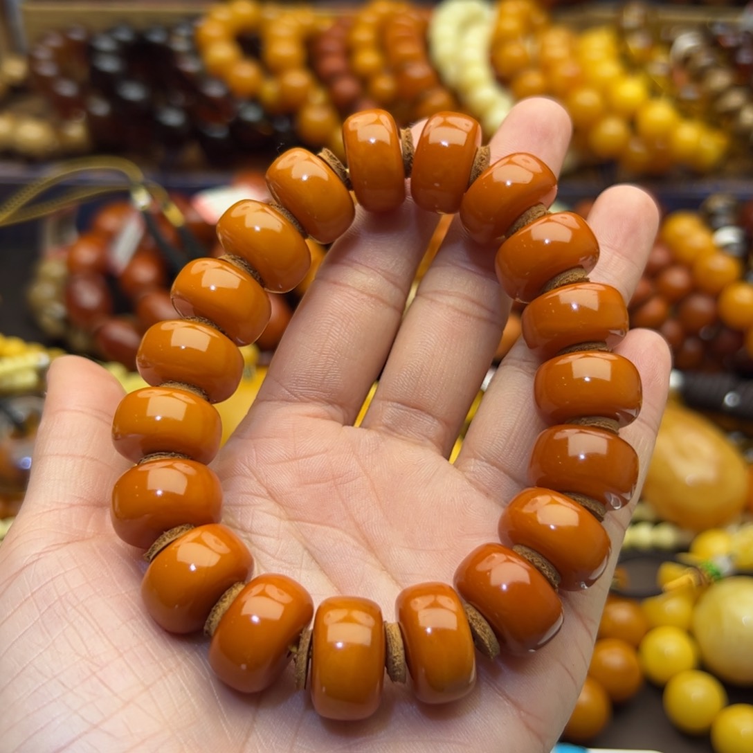 琥珀珠宝奇石未镶嵌