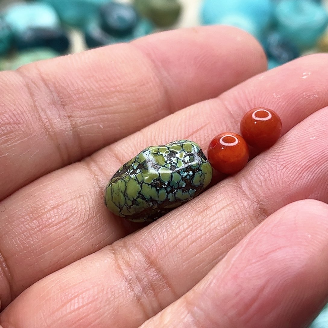 南红玛瑙随形未镶嵌