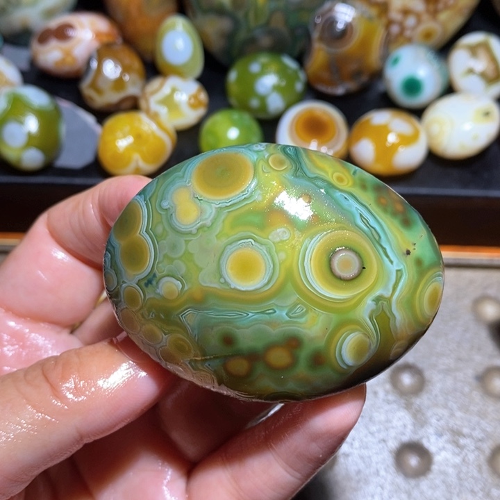 玛瑙/玉髓未镶嵌珠宝半成品