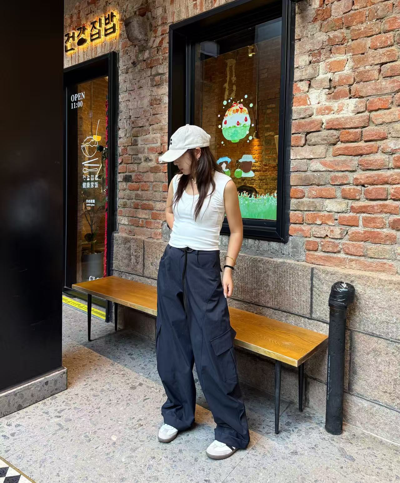 LELE -「万搭小背心」纯色设计感U领遮副乳显瘦简约无袖背心