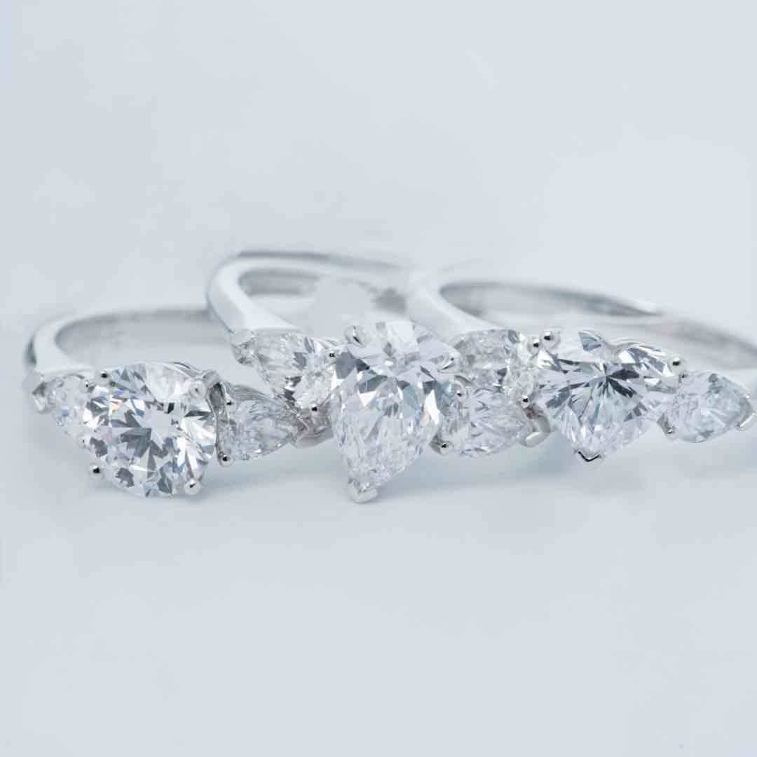 实验室培育钻石铂金钻戒「三生三世」三石款优雅大气简约戒指