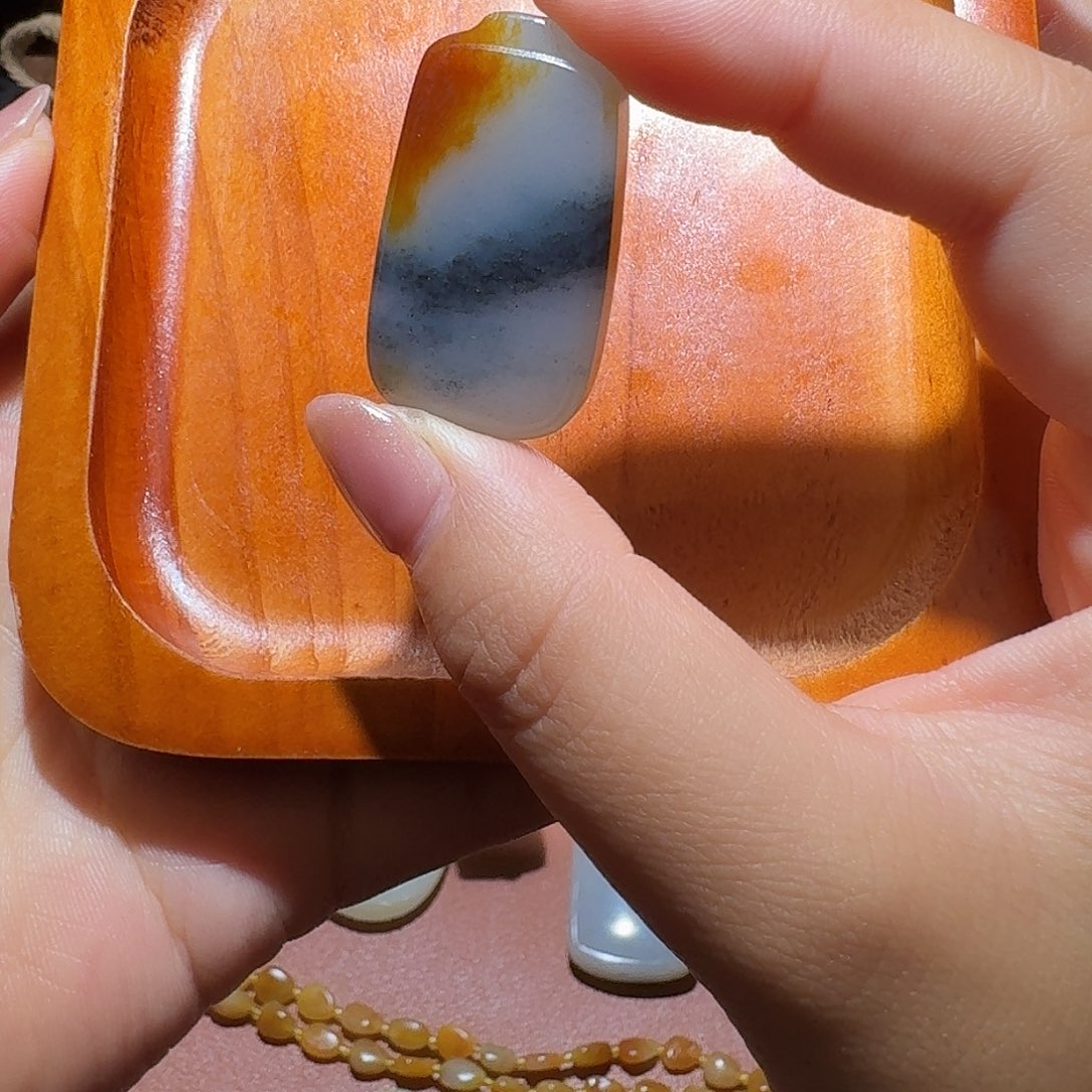 凉***枫和田玉未镶嵌车挂