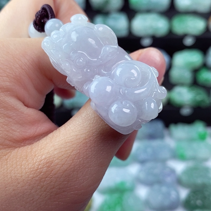 翡翠颈饰未镶嵌天然