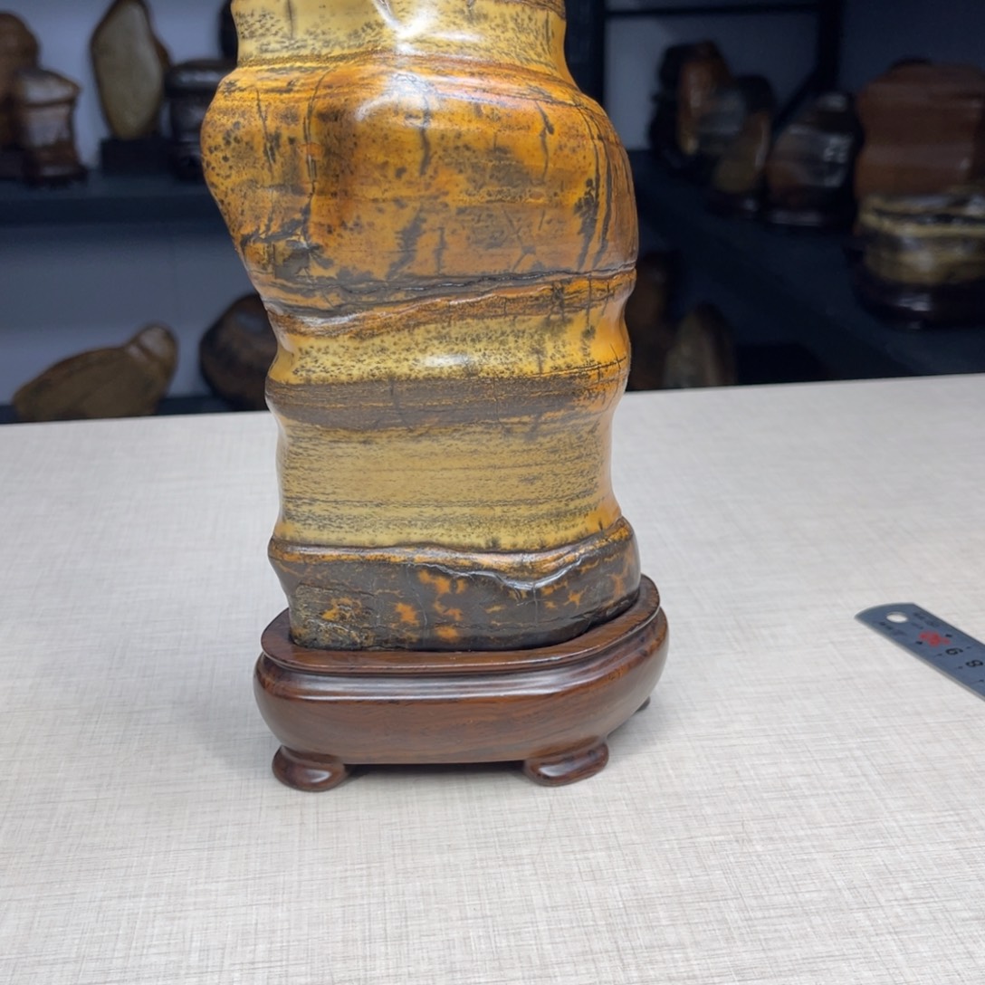 石材广西大化彩玉石配底座