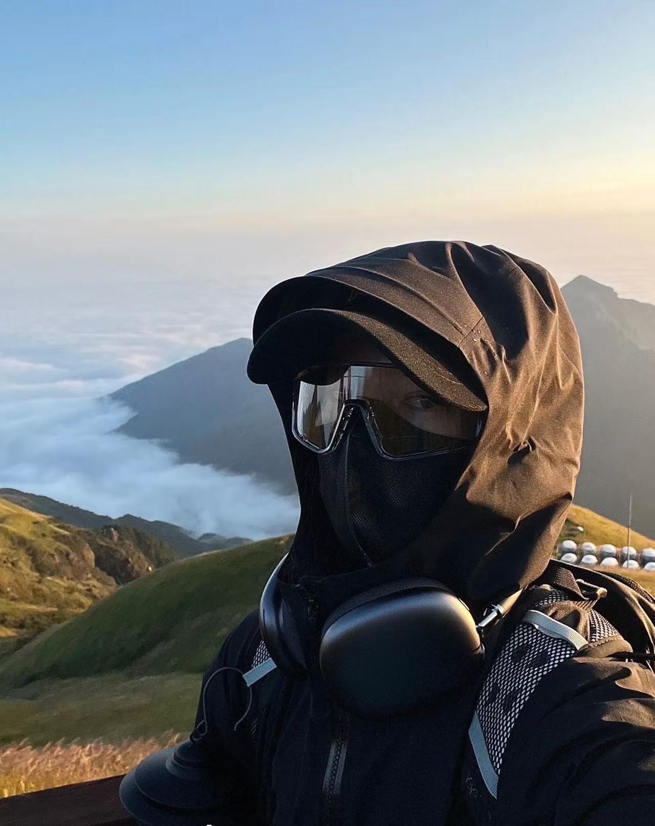 飞燃SV新款户外休闲舒适男女款鹅绒服