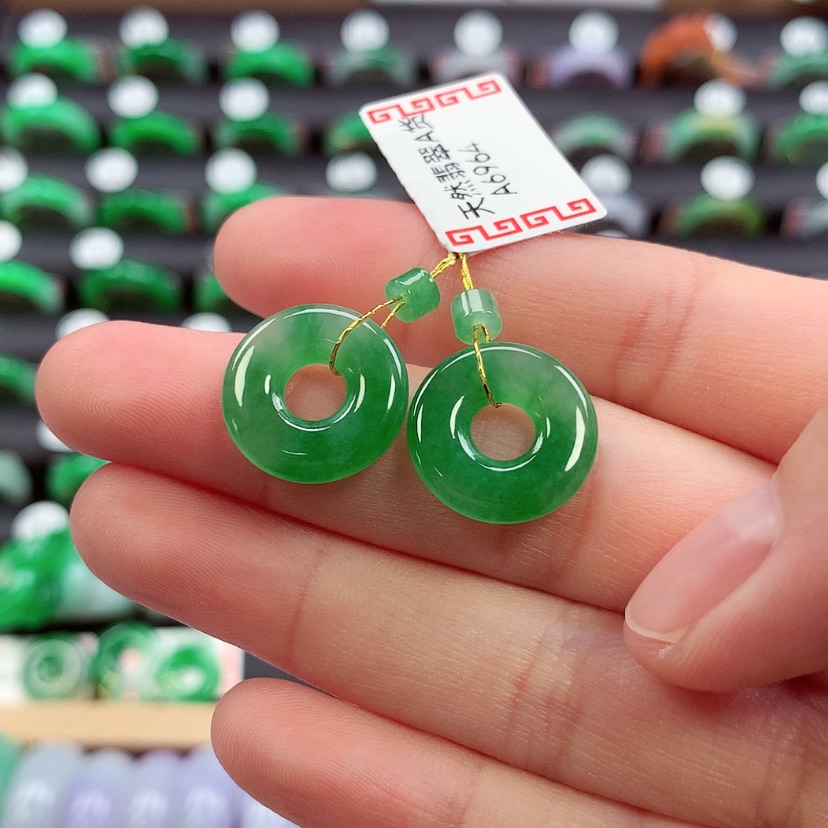 【闪购商品】未镶嵌戒指翡翠甜甜圈一对
