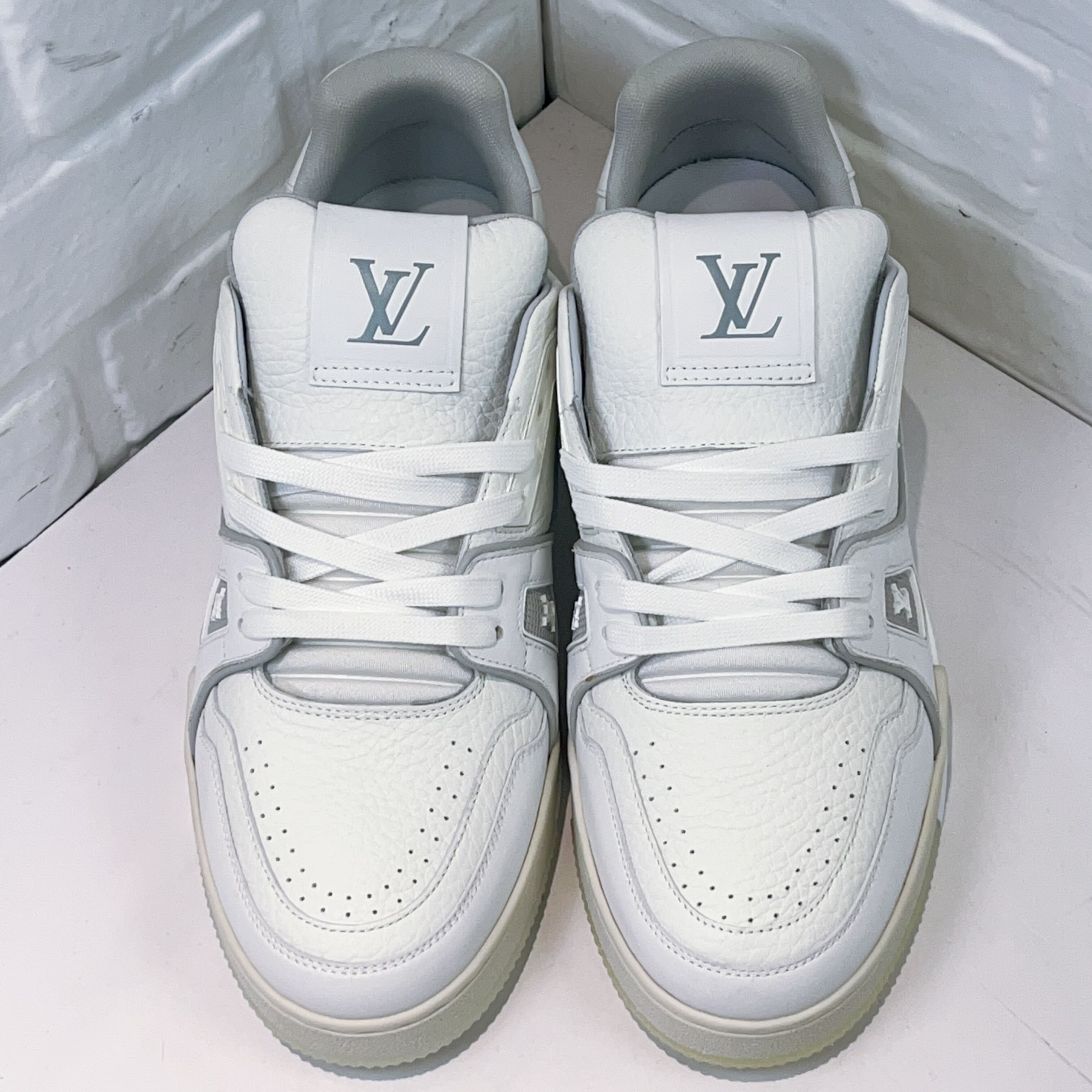 99新 LouisVuitton/路易威登 tainer 白水泥 欧码7.5码41.5