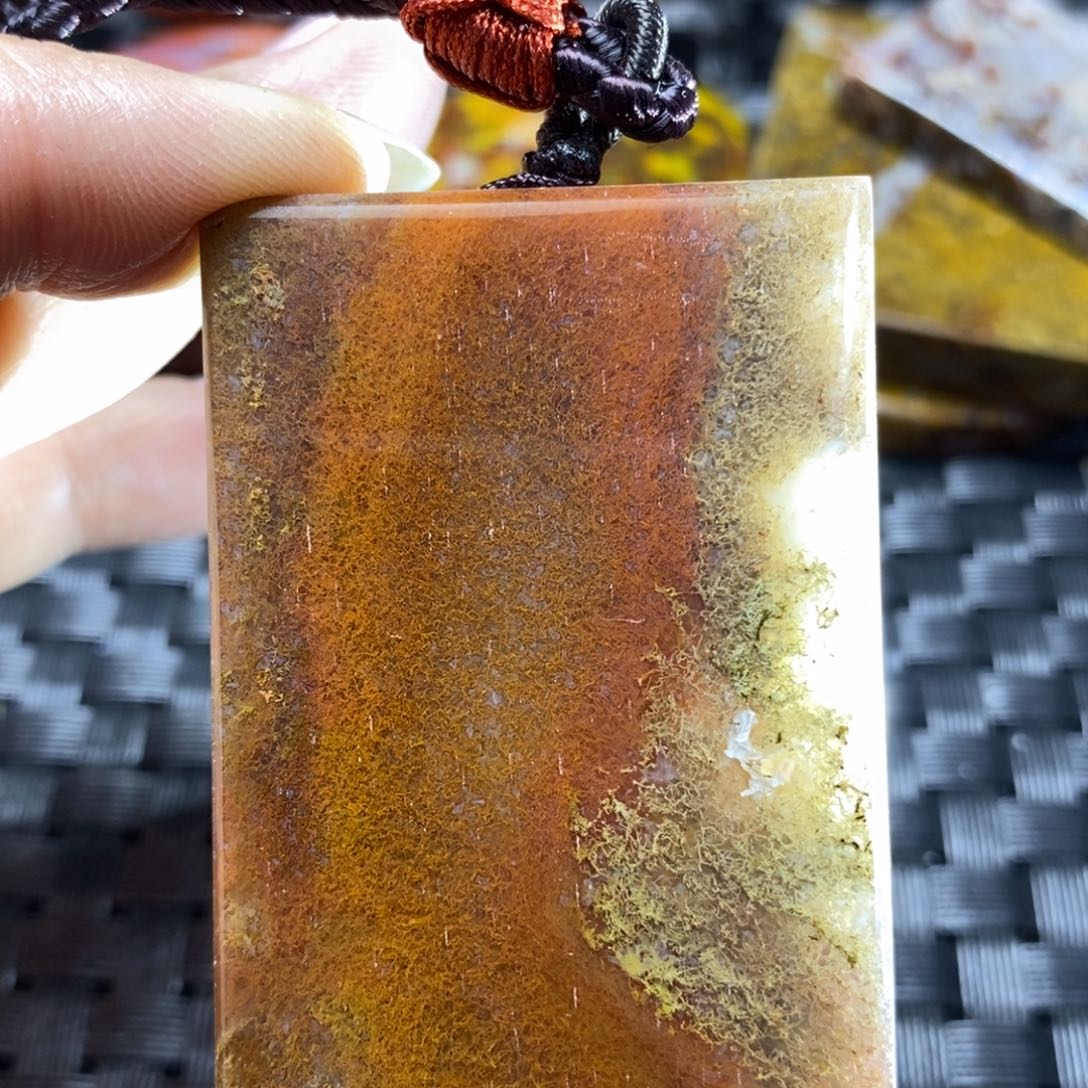 玛瑙/玉髓挂件未镶嵌