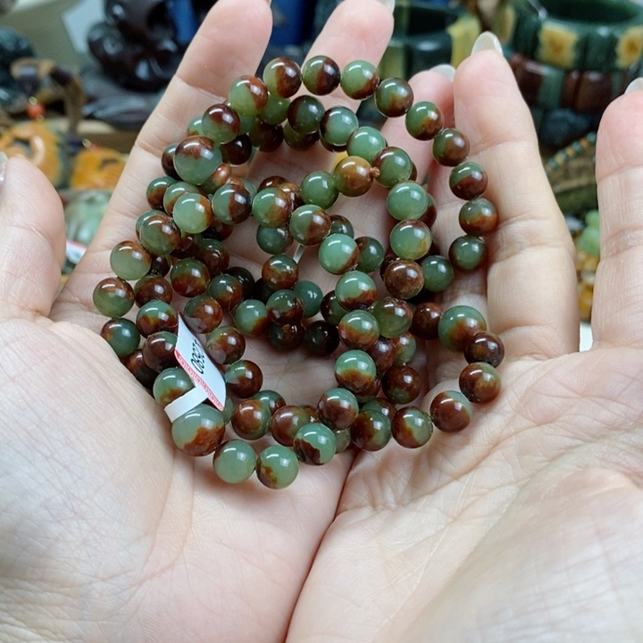 未镶嵌透闪石质玉手链用****2