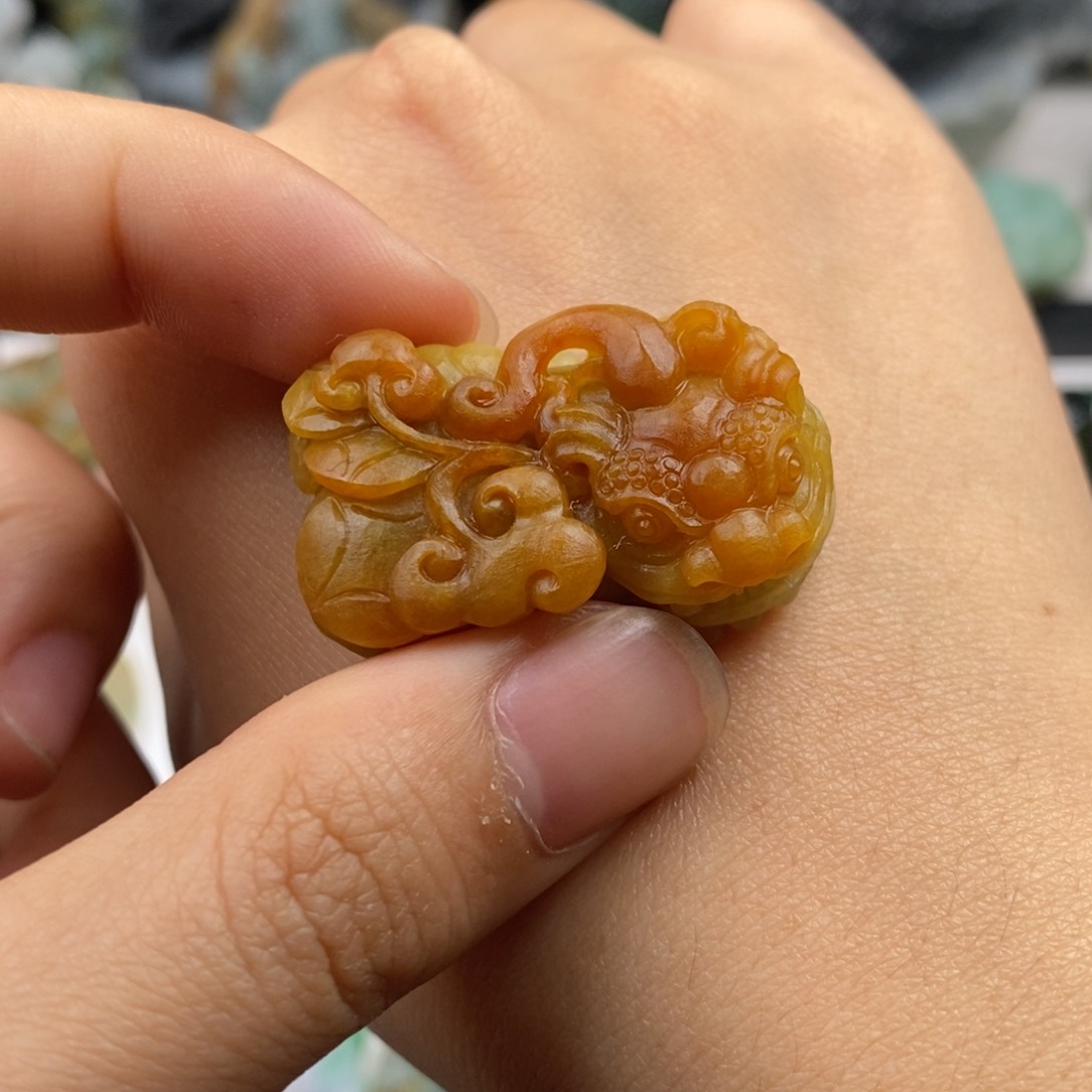 定制翡翠未镶嵌翡翠